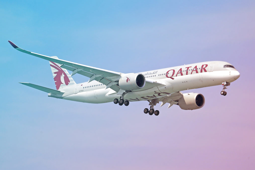 Qatar Airways plane