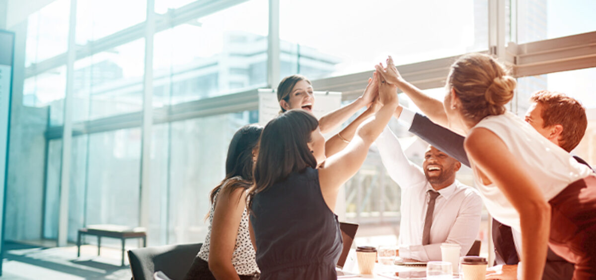 How Business Travel Enhances Company Culture