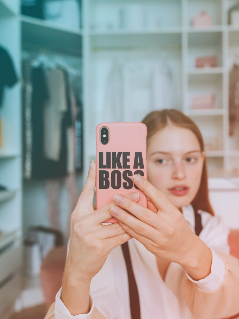 phone case that says"Like a Boss"