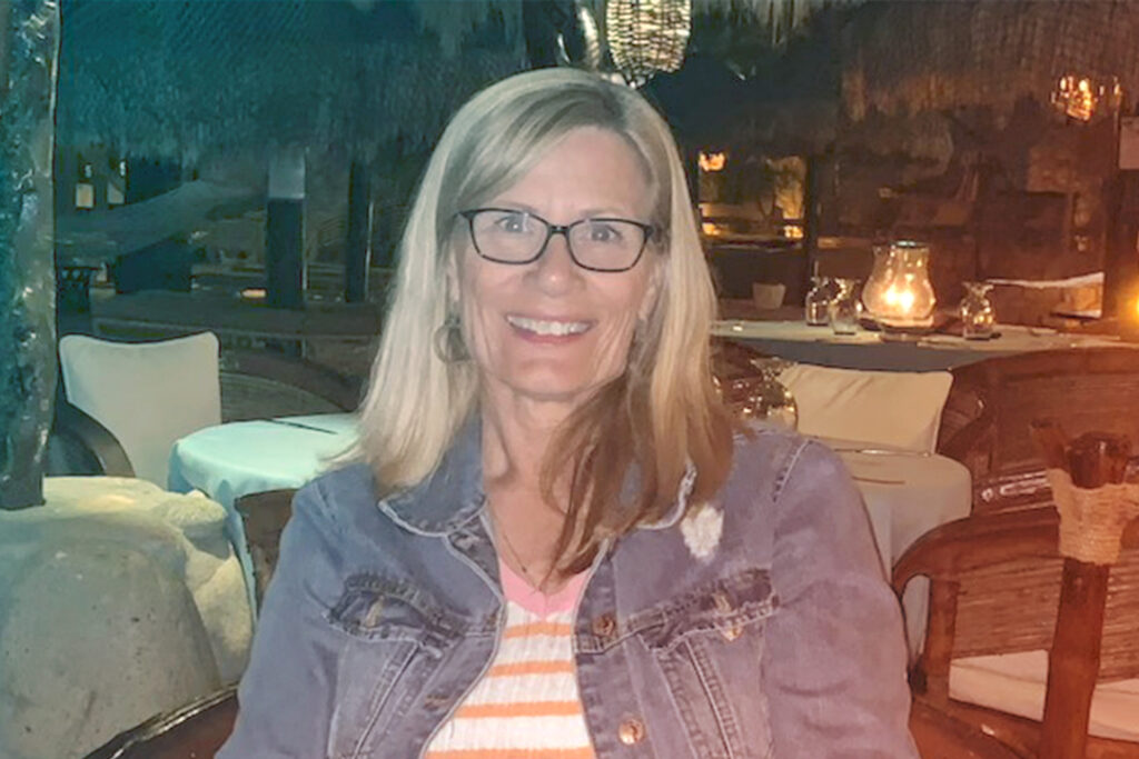 Sandi Morton at a resturant
