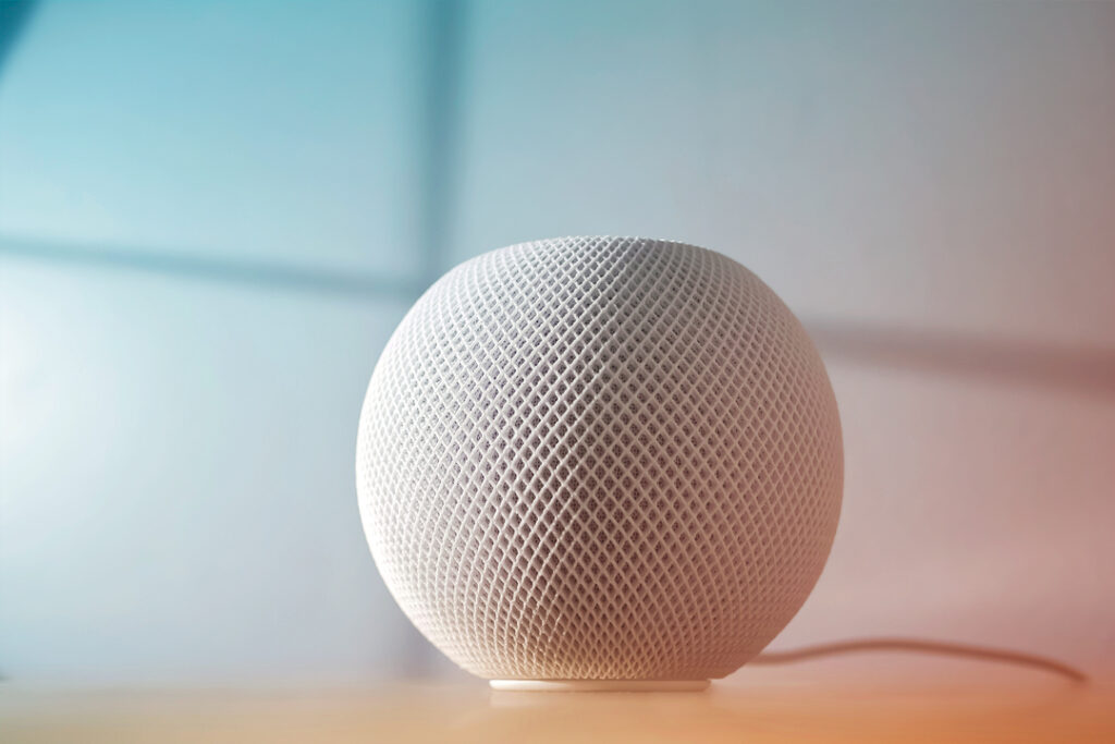 google plus using AI tools such as translation to help when traveling