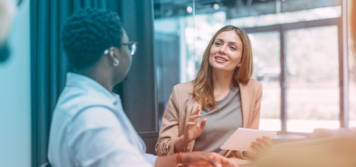 5 Small Business Travel Booking Tips for Office Managers 